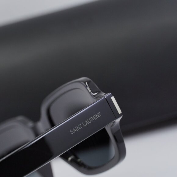 Final Price! Saint Laurent SL720 001 Sunglasses - Picture 6 of 8